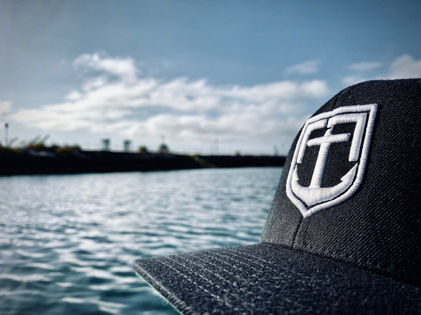 HELLO■Fish Oval Logo Relaxed Fit 6P Cap_Black Fish Face Logo Cap — Fish Face Goods